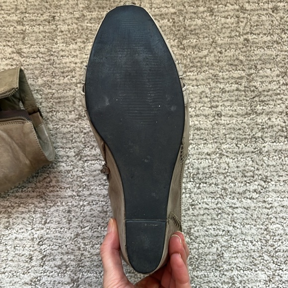 Gray booties - Picture 6 of 8